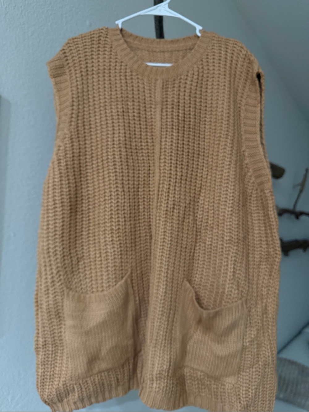Sleeveless Knit Pocket Sweater Vest - Camel Tan